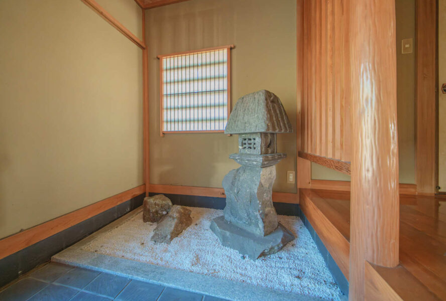 10/36 北東側玄関