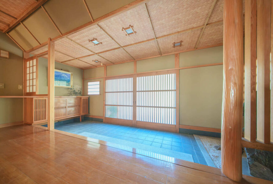 09/36 北東側玄関