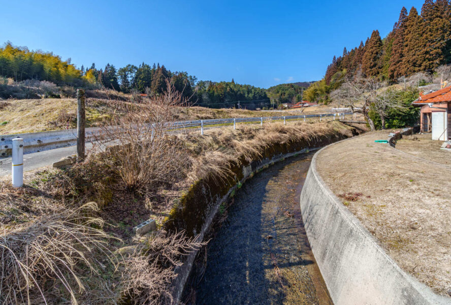20/22 用水路(物件前面)